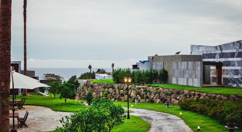 Stanford Hotel And Resort Csedzsu Kültér fotó